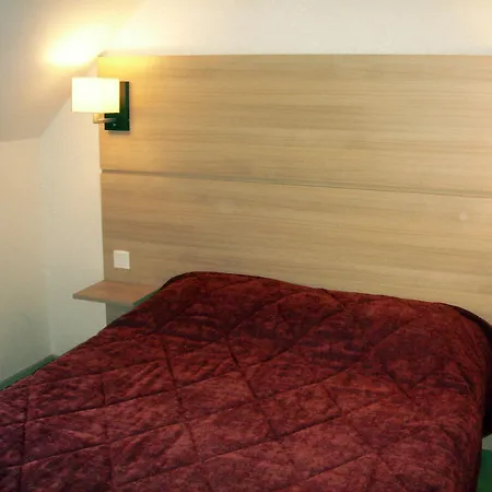 Goelia Les Gorges De La Truyere Aparthotel 3*