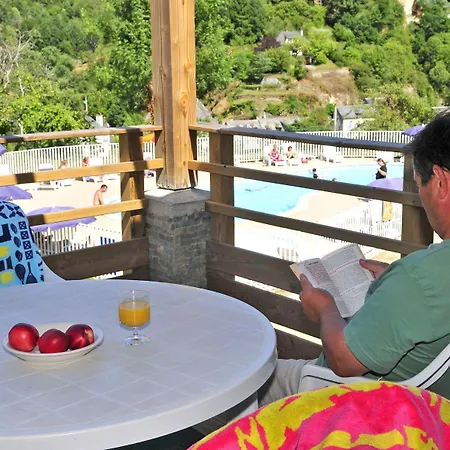 Goelia Les Gorges De La Truyere Aparthotel 3*