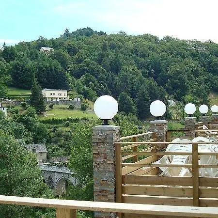 Goelia Les Gorges De La Truyere Aparthotel 3*