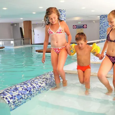 Goelia Les Gorges De La Truyere Aparthotel