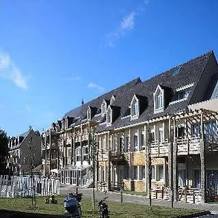 Goelia Les Gorges De La Truyere Aparthotel Entraygues-sur-Truyere