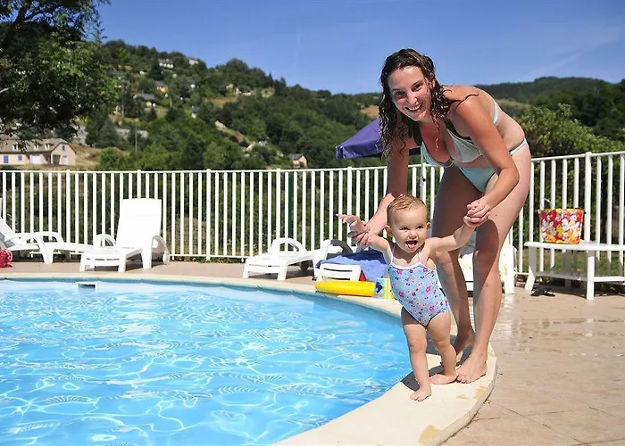 Résidence Goélia Les Gorges De La Truyère Apartahotel Entraygues-sur-Truyère