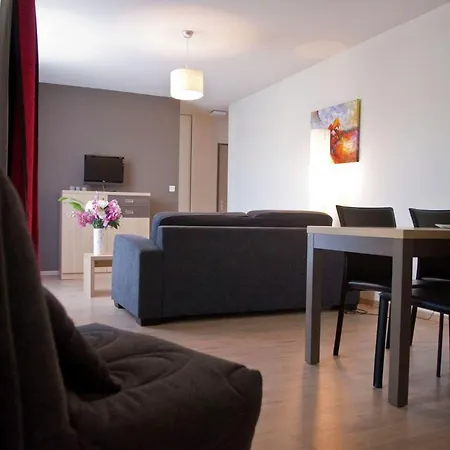 Goelia Les Gorges De La Truyere Lejlighedshotel