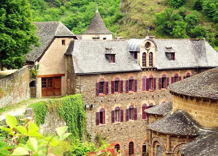 Апарт-отель Goelia Les Gorges De La Truyere